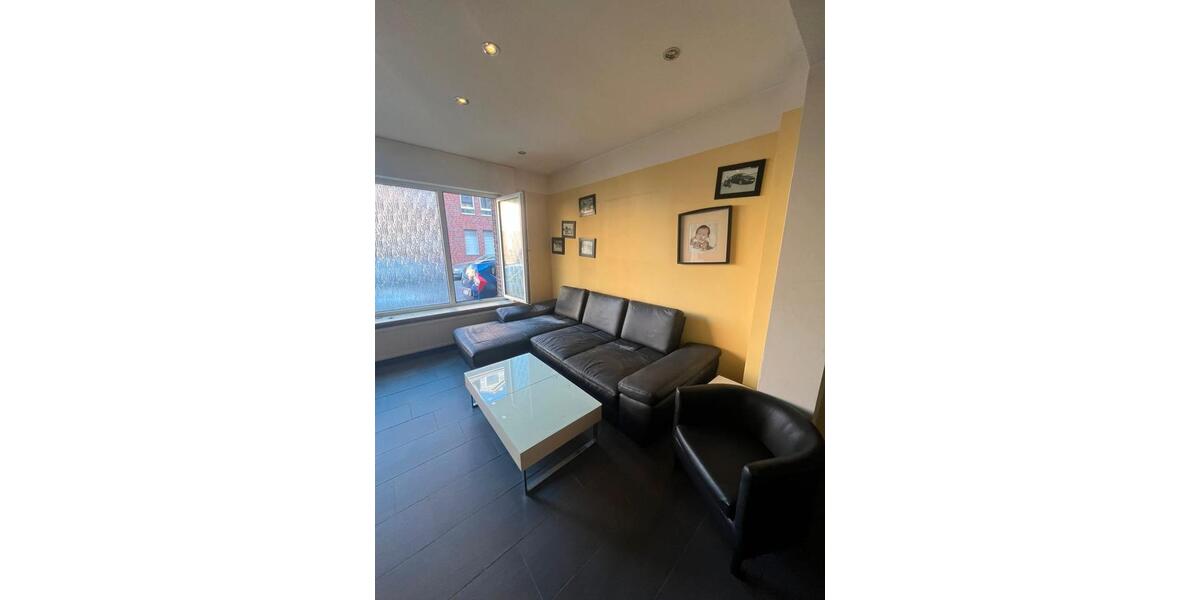 Einfamilienhaus Duisburg Mittelmeiderich - 3.5 Zimmer, 192 m&sup2;, 325.000&euro; | Angebot:27200480