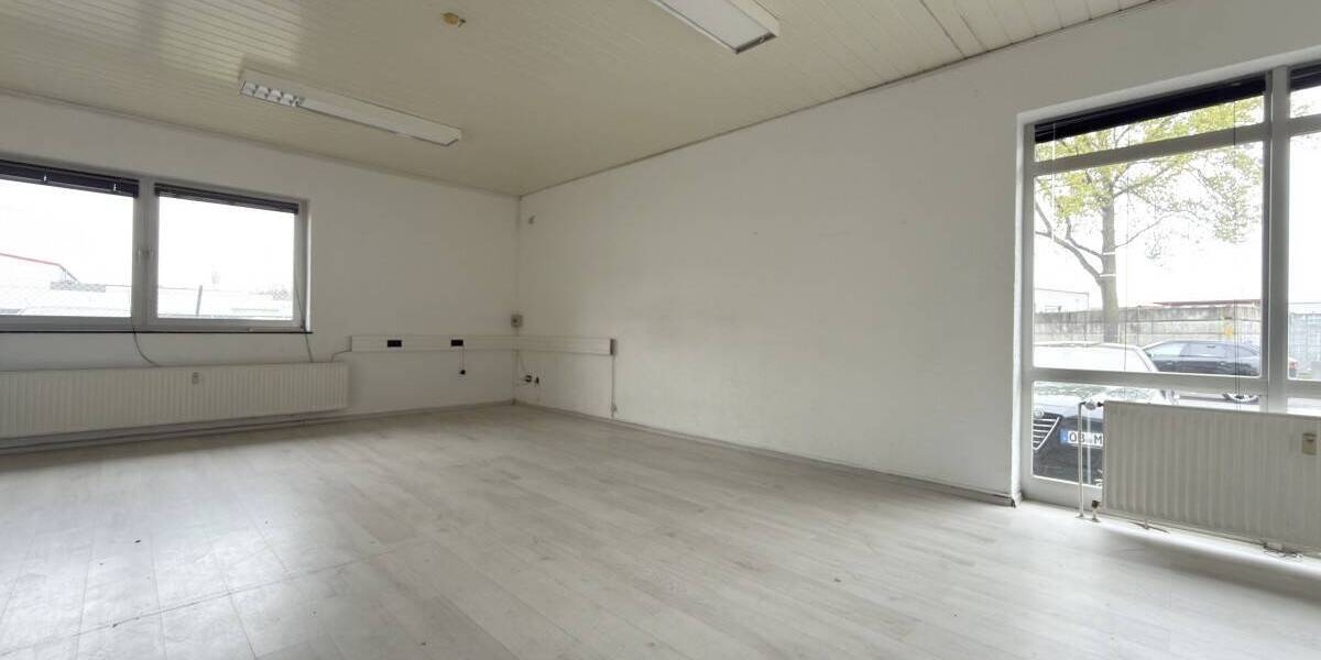 Gewerbeobjekt Oberhausen Lirich-Nord - 9 Zimmer, 2.300&euro; | Angebot:26585910