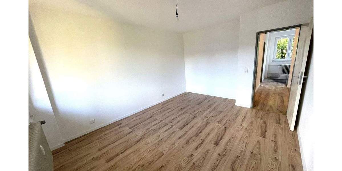 Etagenwohnung Wuppertal Barmen - 2 Zimmer, 64 m&sup2;, 560&euro; | Angebot:25870156