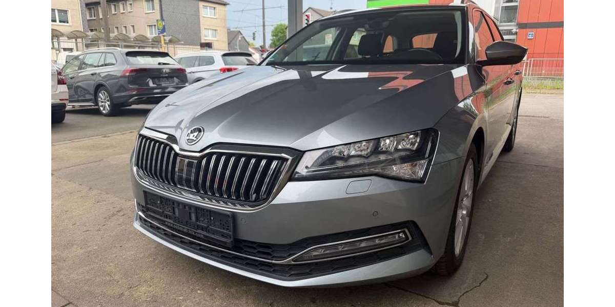 Skoda Superb 173.000 km 16.990 &euro; Mülheim Ruhr 45475