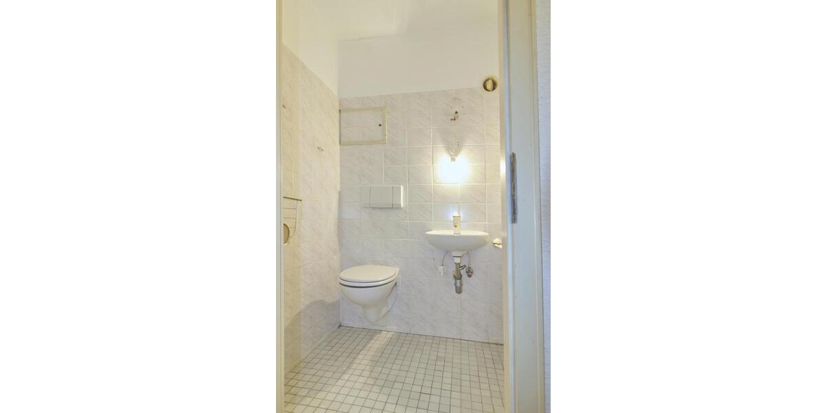 Etagenwohnung Wuppertal Gemarkung Elberfeld - 2 Zimmer, 80 m&sup2;, 800&euro; | Angebot:25978475