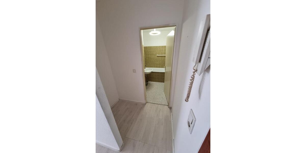 Etagenwohnung Wuppertal Elberfeld - 3 Zimmer, 75 m&sup2;, 710&euro; | Angebot:25960373