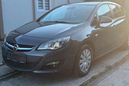 Opel Astra 121.000 km 4.990 &euro; Hattingen 45525