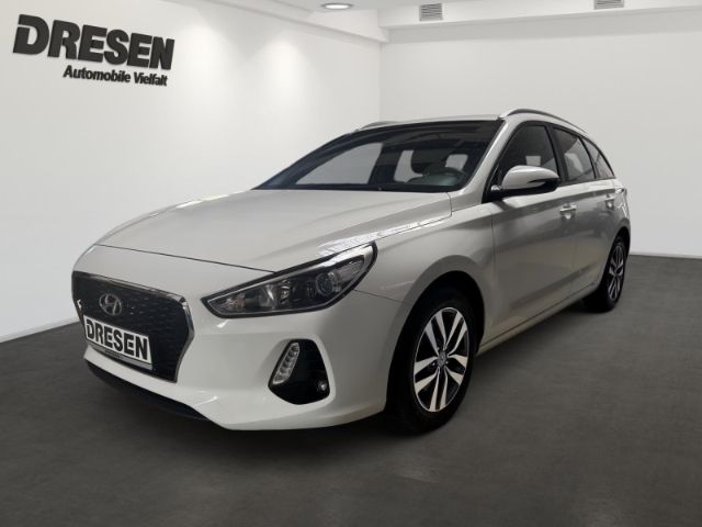 Hyundai i30 84.627 km 12.990 &euro; Neuss 41464