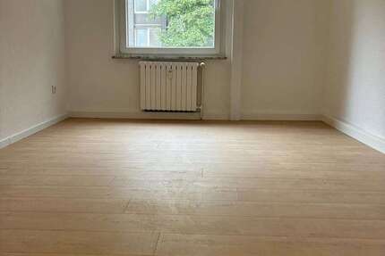Wohnung Duisburg Untermeiderich - 4 Zimmer, 65 m&sup2;, 600&euro; | Angebot:27121093