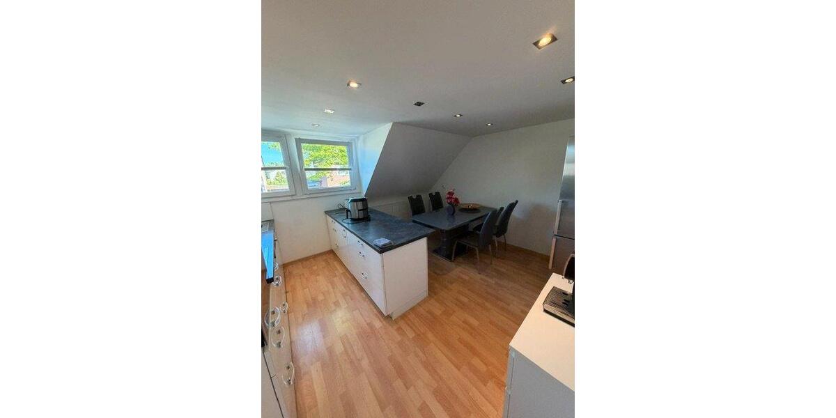Dachgeschoßwohnung Willich - 3 Zimmer, 87 m&sup2;, 1.500&euro; | Angebot:26368677