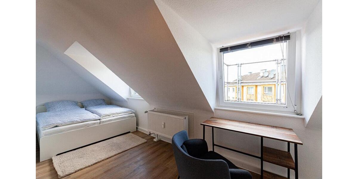 Dachgeschoßwohnung Düsseldorf Derendorf - 1 Zimmer, 55 m&sup2;, 900&euro; | Angebot:27549182