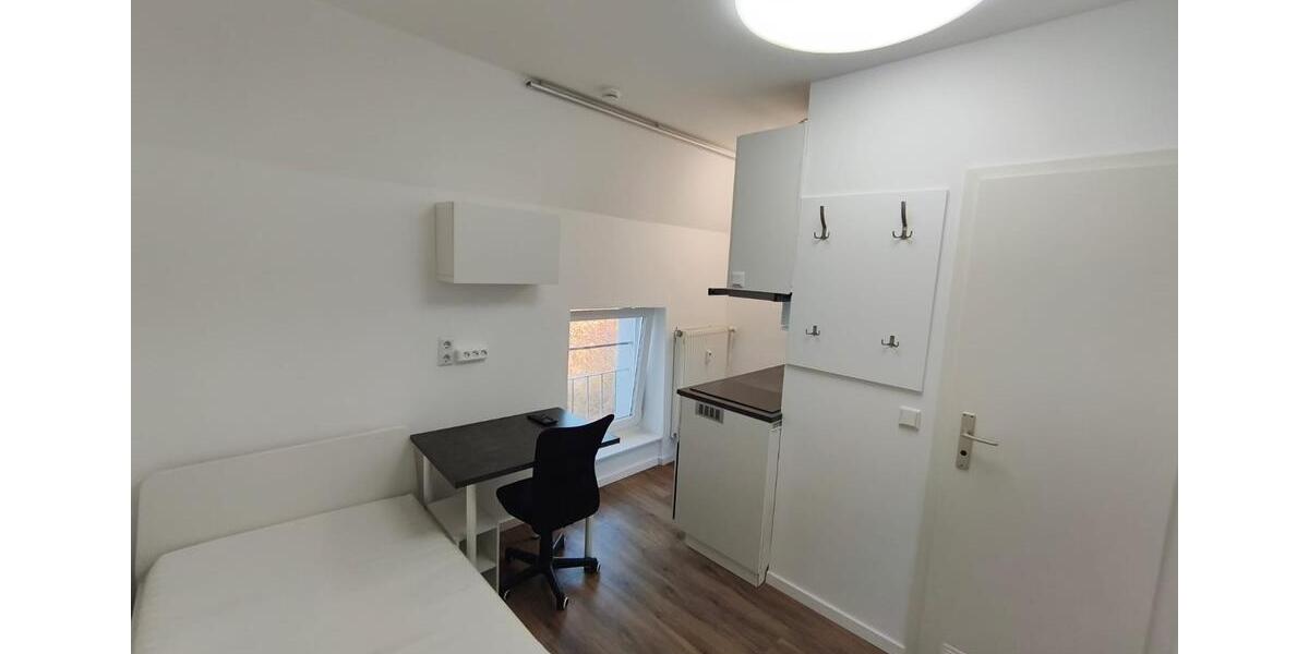 Dachgeschoßwohnung Essen Huttrop - 1 Zimmer, 19 m&sup2;, 520&euro; | Angebot:27557493