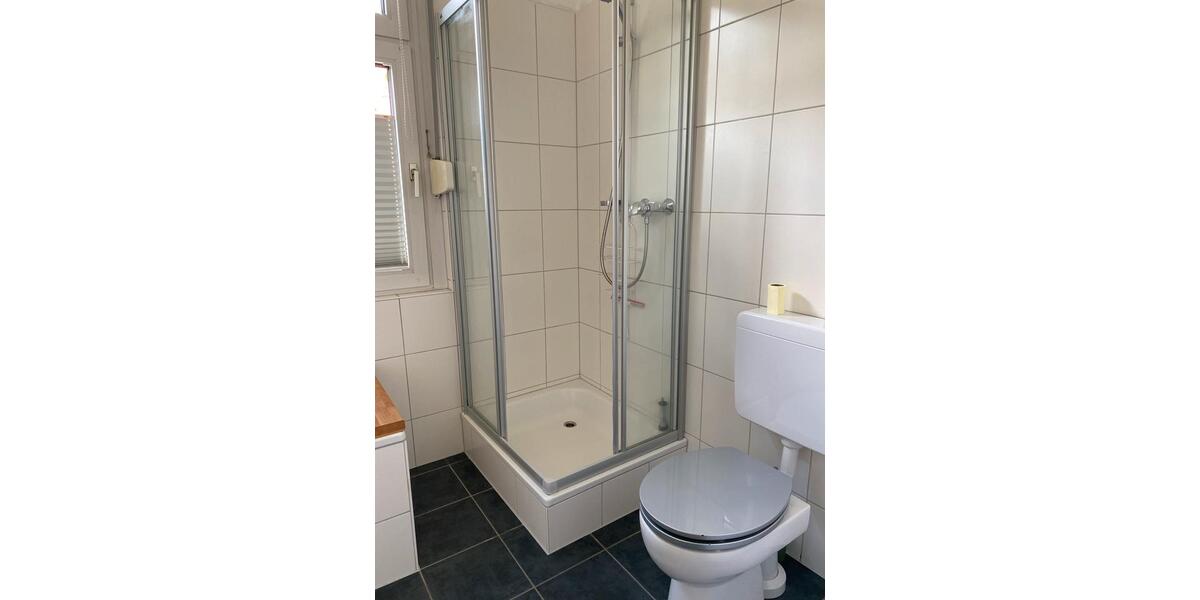 Hochparterre Solingen Wald - 2.5 Zimmer, 90 m&sup2;, 720&euro; | Angebot:24804574