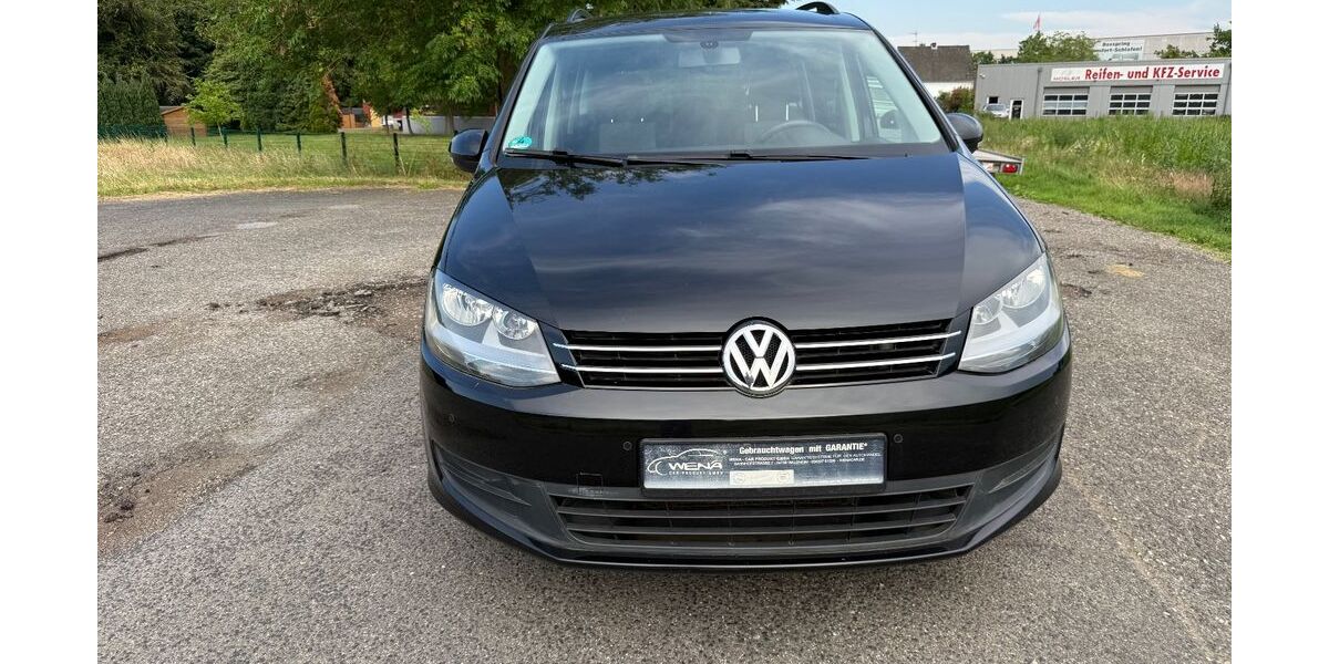 VW Sharan 178.000 km 8.950 &euro; Neukirchen-Vluyn (bei Duisburg) 47506