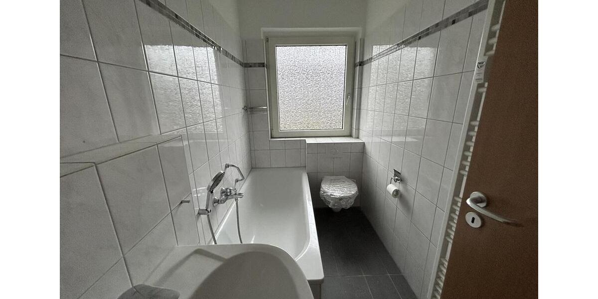 Etagenwohnung Oberhausen Biefang - 3.5 Zimmer, 64 m&sup2;, 562&euro; | Angebot:25962684