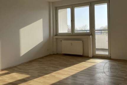 Wohnung Mönchengladbach West - 3 Zimmer, 83 m&sup2;, 917&euro; | Angebot:25143444
