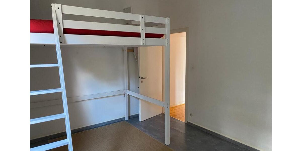 Hochparterre Solingen Wald - 2.5 Zimmer, 90 m&sup2;, 720&euro; | Angebot:24804574