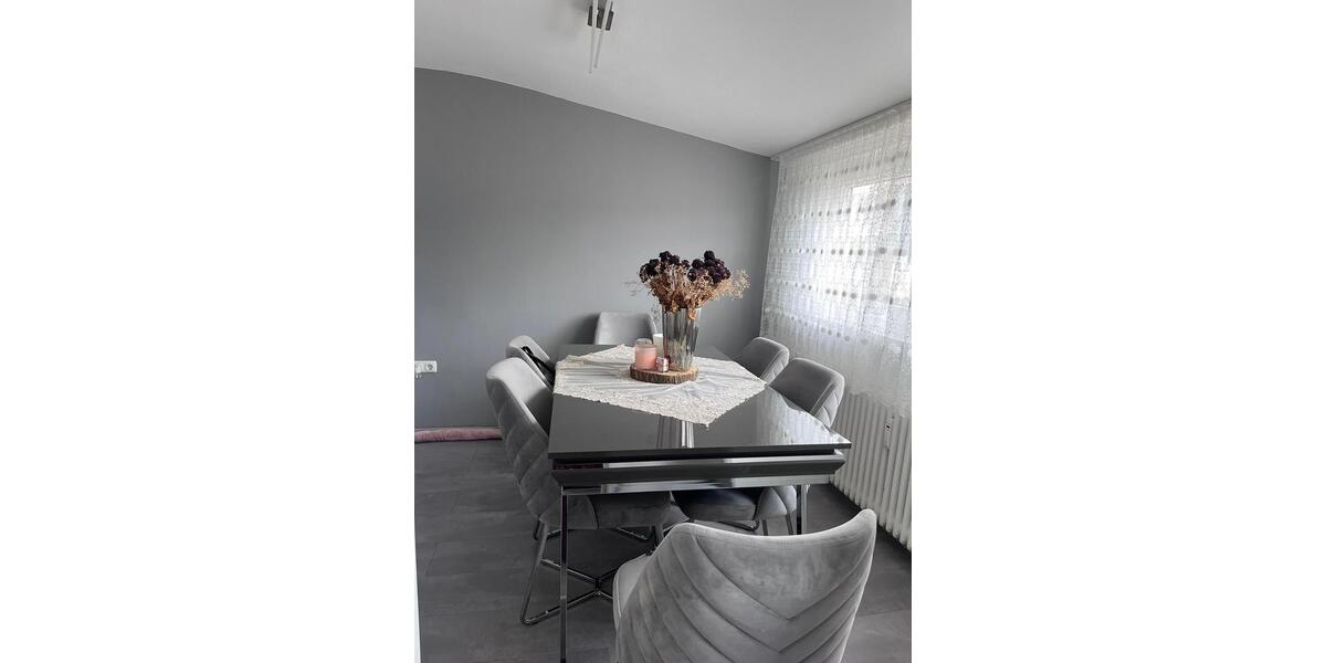 Dachgeschoßwohnung Remscheid Reinshagen - 3.5 Zimmer, 65 m&sup2;, 120.000&euro; | Angebot:27213812