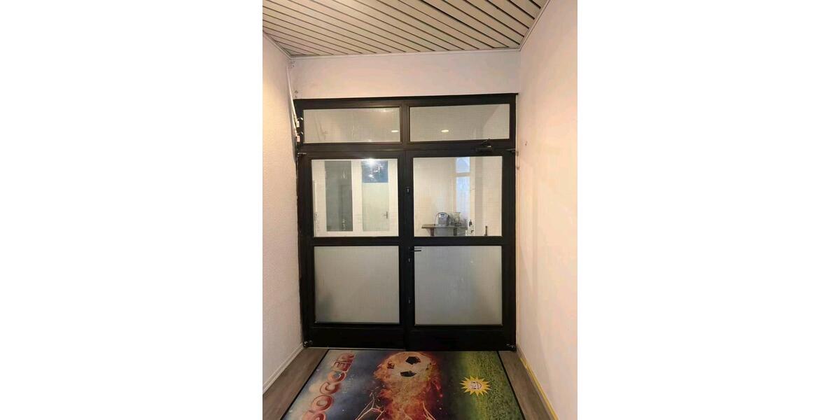 Etagenwohnung Hilden - 4.5 Zimmer, 150 m&sup2;, 1.500&euro; | Angebot:25830510