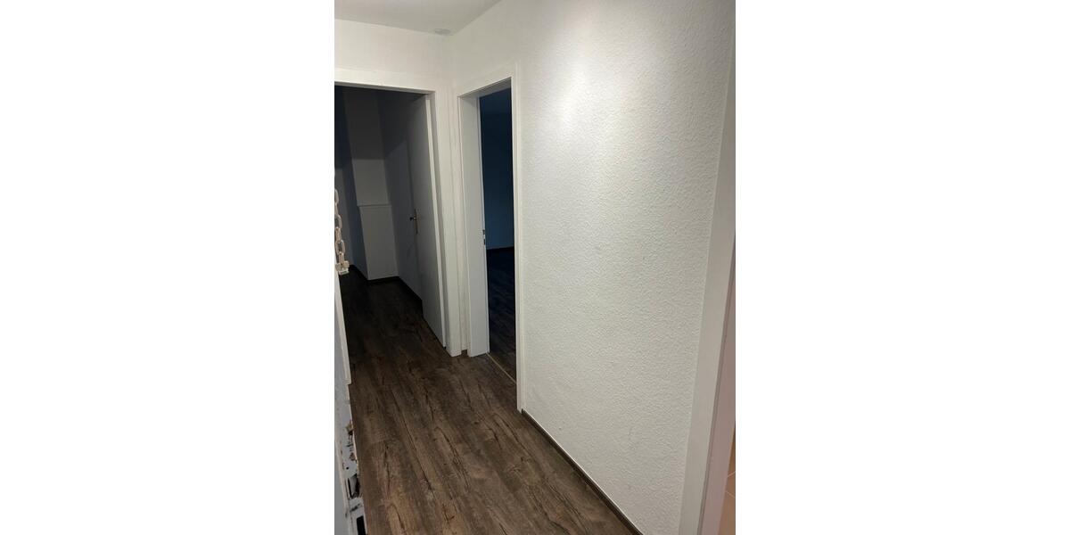 Dachgeschoßwohnung Wuppertal Gemarkung Elberfeld - 2 Zimmer, 50 m&sup2;, 680&euro; | Angebot:24819817