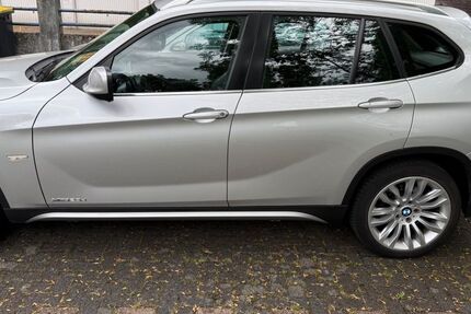 BMW X1 178.000 km 7.800 &euro; Duısburg 47137
