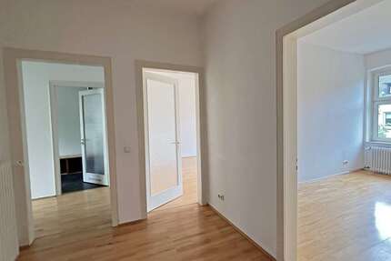 Wohnung Essen Stadtbezirk II - 2 Zimmer, 72 m&sup2;, 890&euro; | Angebot:27438399