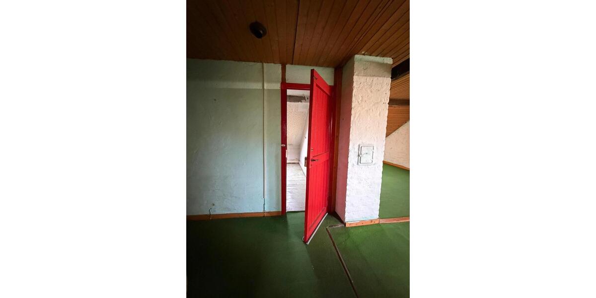 Etagenwohnung Duisburg Duisburg-Mitte - 2 Zimmer, 35 m&sup2;, 300&euro; | Angebot:25769628