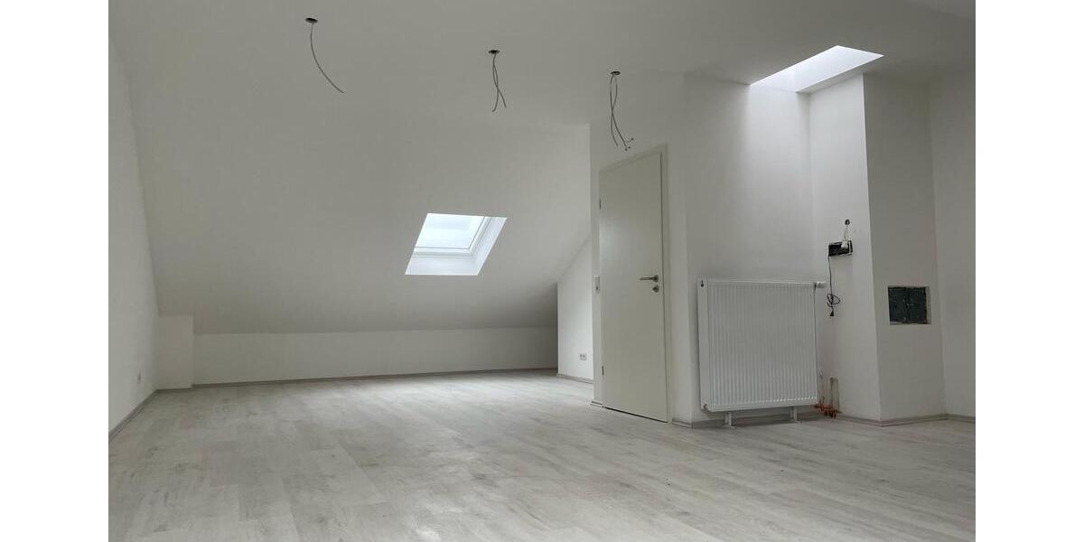 Reihenhaus Wuppertal Gemarkung Elberfeld - 5 Zimmer, 165 m&sup2;, 1.800&euro; | Angebot:25975942