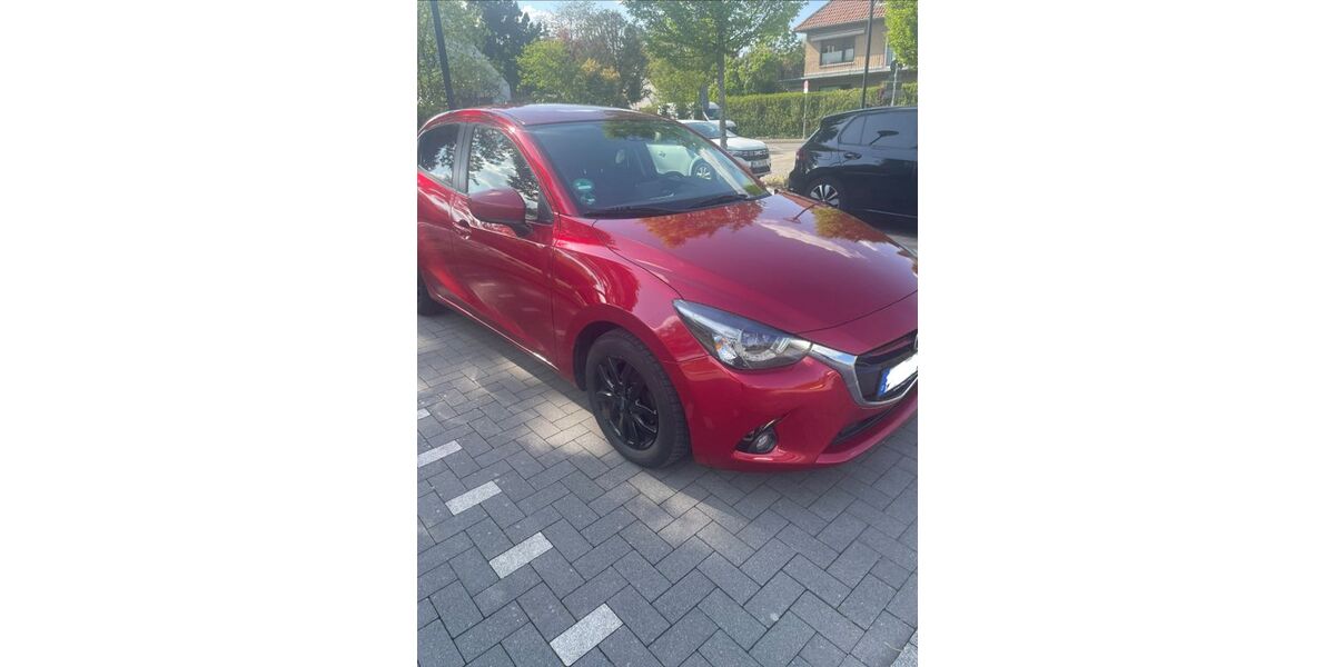 Mazda 2 112.000 km 7.890 &euro; Neuss 41460
