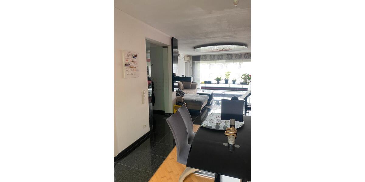 Etagenwohnung Krefeld Benrad - 2 Zimmer, 89 m&sup2;, 210.000&euro; | Angebot:25895083