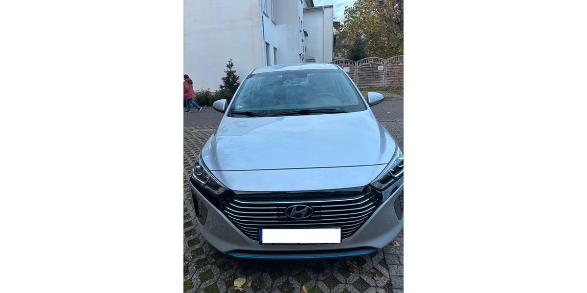 Hyundai IONIQ 61.000 km 14.900 &euro; Solingen 42697