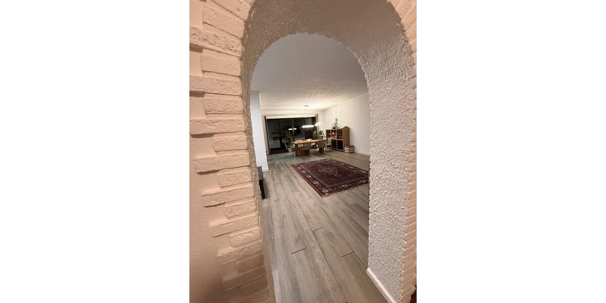 Etagenwohnung Krefeld Cracau - 3 Zimmer, 110 m&sup2;, 315.000&euro; | Angebot:24795955