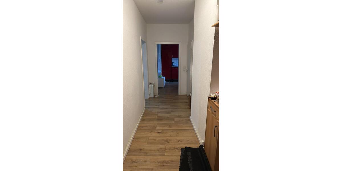 Dachgeschoßwohnung Essen Stadtbezirk V - 2.5 Zimmer, 65 m&sup2;, 649&euro; | Angebot:25563144