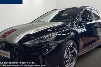 Hyundai i30 17.348 km 21.990 &euro; Velbert 42553