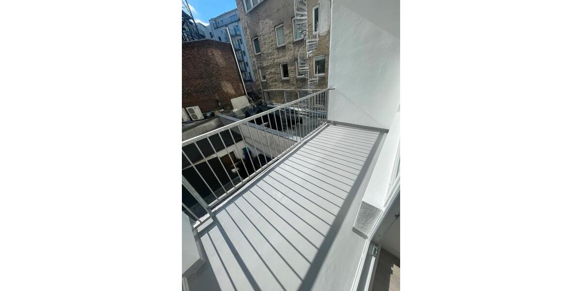 Etagenwohnung Düsseldorf Stadtmitte - 1 Zimmer, 30 m&sup2;, 790&euro; | Angebot:26067499