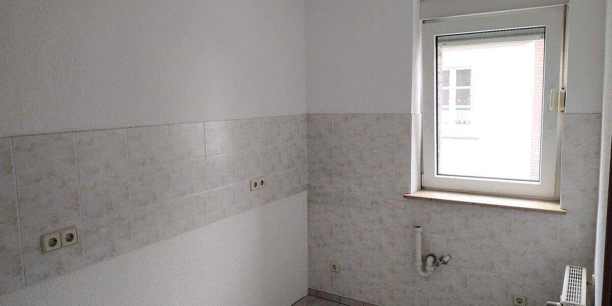 Etagenwohnung Krefeld Hüls - 2 Zimmer, 74 m&sup2;, 850&euro; | Angebot:25760379