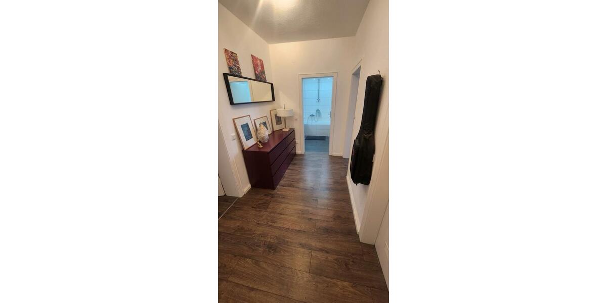 Etagenwohnung Krefeld Cracau - 3 Zimmer, 100 m&sup2;, 1.000&euro; | Angebot:27547013