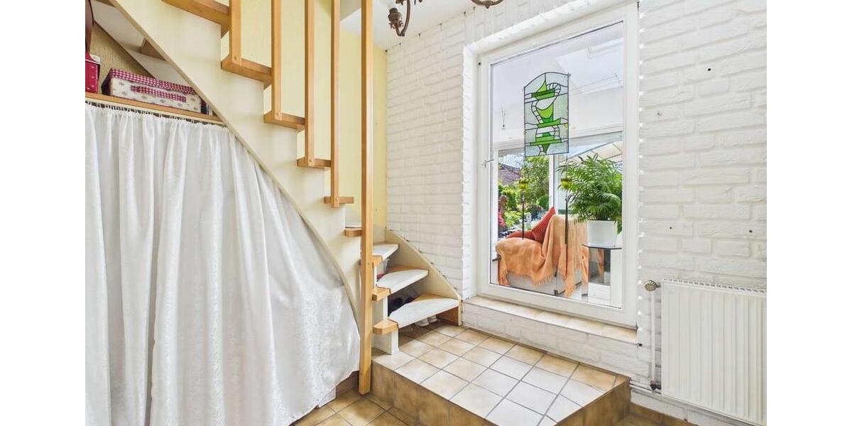 Reihenhaus Krefeld Hüls - 4 Zimmer, 100 m&sup2;, 360.000&euro; | Angebot:27154189