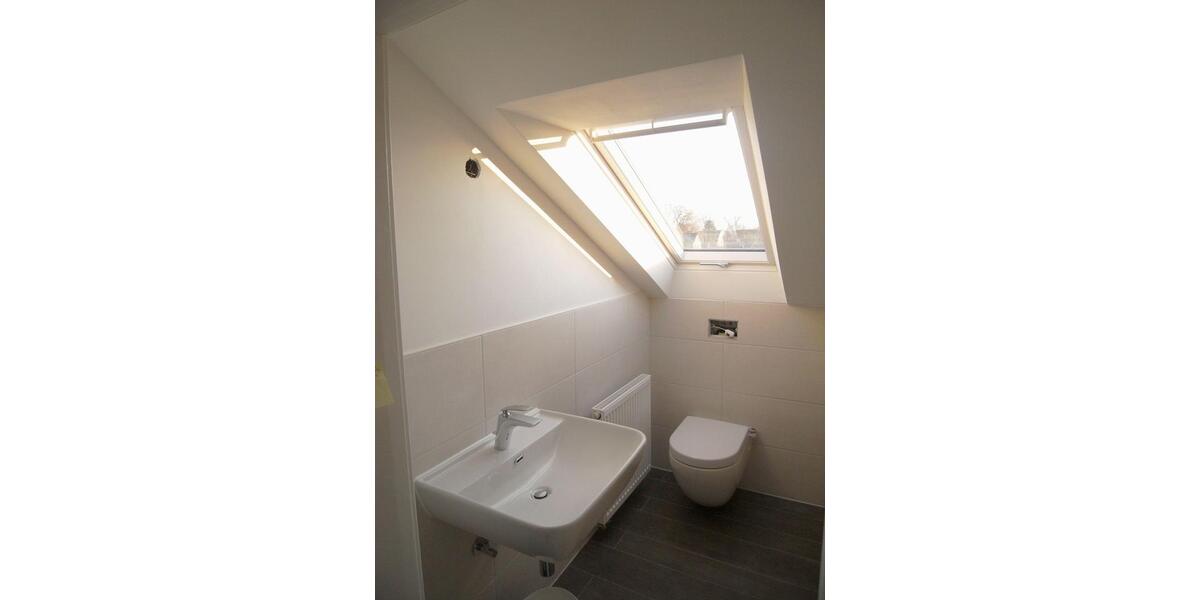 Doppelhaushälfte Kaarst - 6 Zimmer, 162 m&sup2;, 2.100&euro; | Angebot:25978039