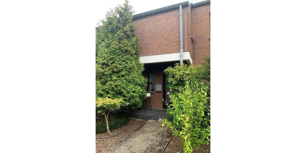 Reihenmittelhaus Langenfeld (Rheinland) Berghausen - 5 Zimmer, 142 m&sup2;, 600.000&euro; | Angebot:25675245