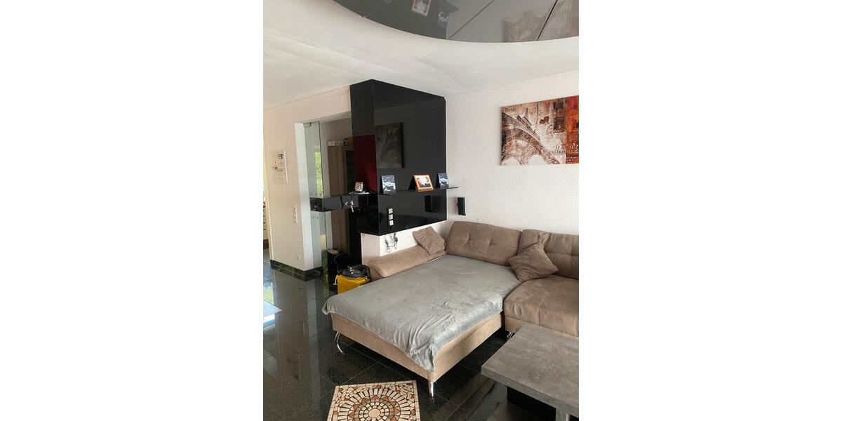 Etagenwohnung Krefeld Benrad - 2 Zimmer, 89 m&sup2;, 210.000&euro; | Angebot:25895083