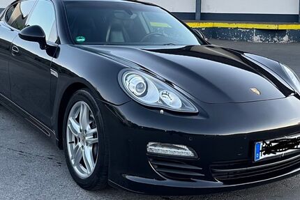 Porsche Panamera 230.000 km 19.800 &euro; Wuppertal 42117