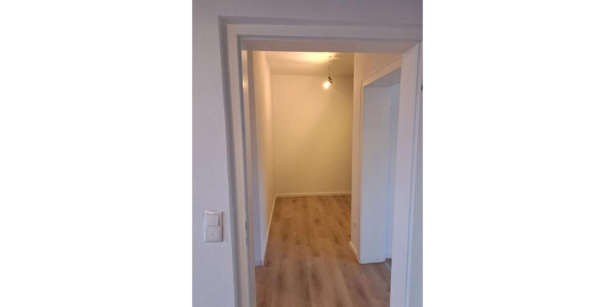 Dachgeschoßwohnung Essen Stadtbezirk IV - 2 Zimmer, 59 m&sup2;, 620&euro; | Angebot:26021462