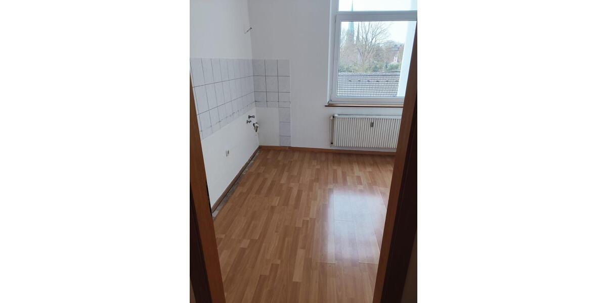 Etagenwohnung Essen Stadtbezirk VI - 2 Zimmer, 64 m&sup2;, 600&euro; | Angebot:25877172