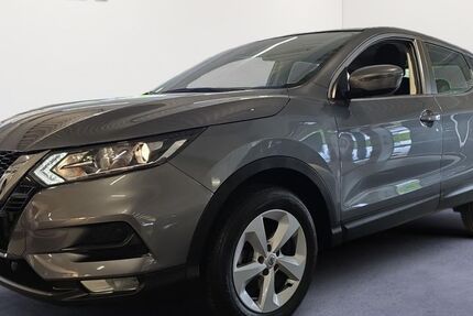 Nissan Qashqai 53.205 km 14.980 &euro; Düsseldorf 40231