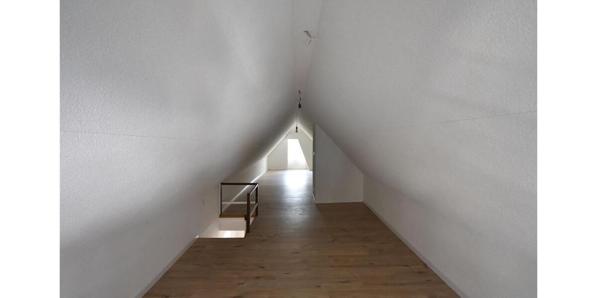 Etagenwohnung Velbert Langenberg - 3 Zimmer, 105 m&sup2;, 259.000&euro; | Angebot:9031537