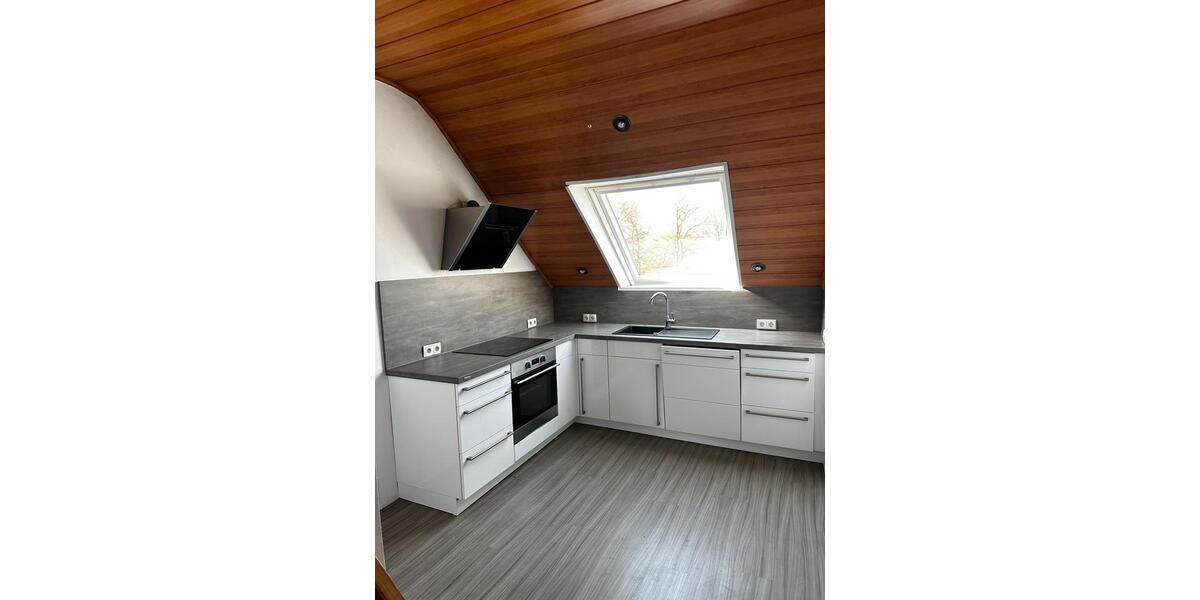 Dachgeschoßwohnung Wuppertal Dornap - 2.5 Zimmer, 60 m&sup2;, 700&euro; | Angebot:25831664