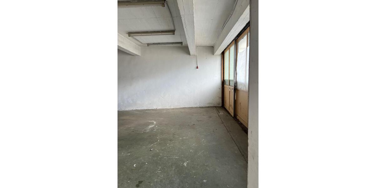 Einfamilienhaus Essen Stadtbezirk III - 19 Zimmer, 835 m&sup2;, 1.150.000&euro; | Angebot:27464581