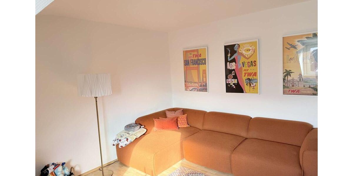 Dachgeschoßwohnung Essen Stadtbezirk II - 3 Zimmer, 66 m&sup2;, 650&euro; | Angebot:24813812