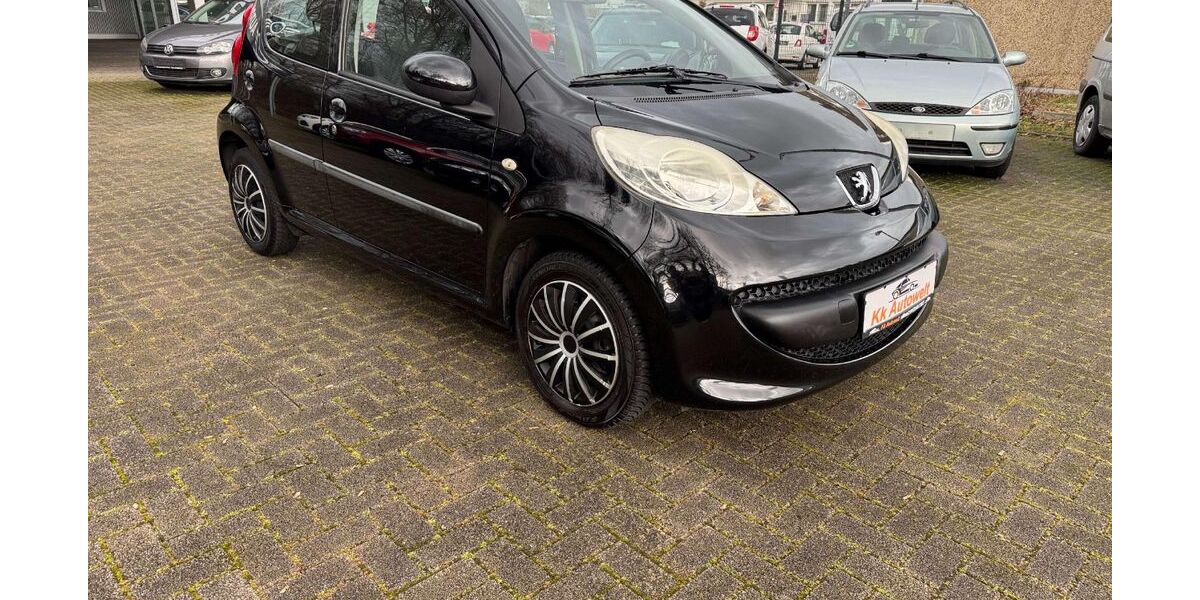 Peugeot 107 115.000 km 5.990 &euro; Krefeld 47805