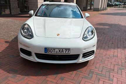 Porsche Panamera 73.000 km 34.500 &euro; Bottrop 46236