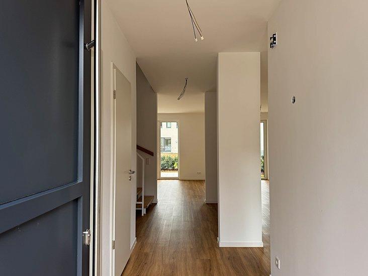 Reihenhaus Kaarst - 4 Zimmer, 101 m&sup2;, 2.050&euro; | Angebot:26195896