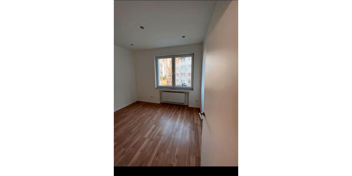Etagenwohnung Remscheid Lüttringhausen - 4 Zimmer, 124 m&sup2;, 320.000&euro; | Angebot:27499378