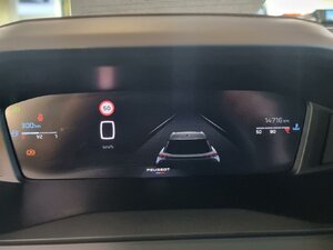 Peugeot 2008 Allure Klimaautom. Alu Allwetter Android Appl 14.715 km 17.440 &euro; HAAN 42781